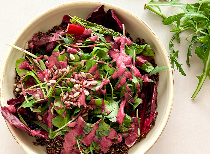 Quinoasalat mit Randendressing